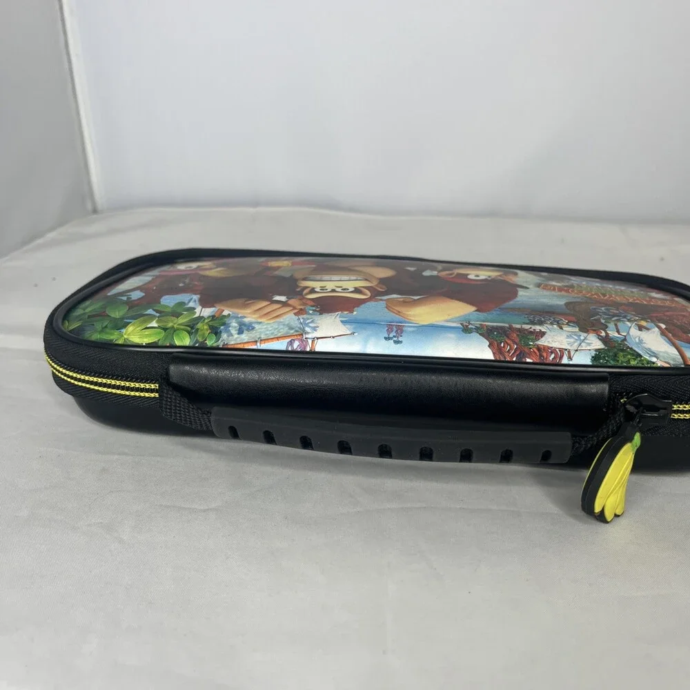 Nintendo Switch Donkey Kong Country Tropical Freeze Game Travel Case